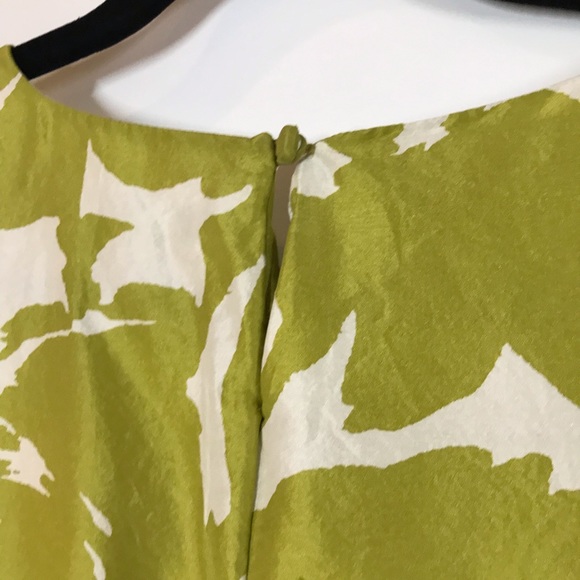 J. Crew Silk Floral Sleeveless Top - Size 0 - Picture 8 of 12